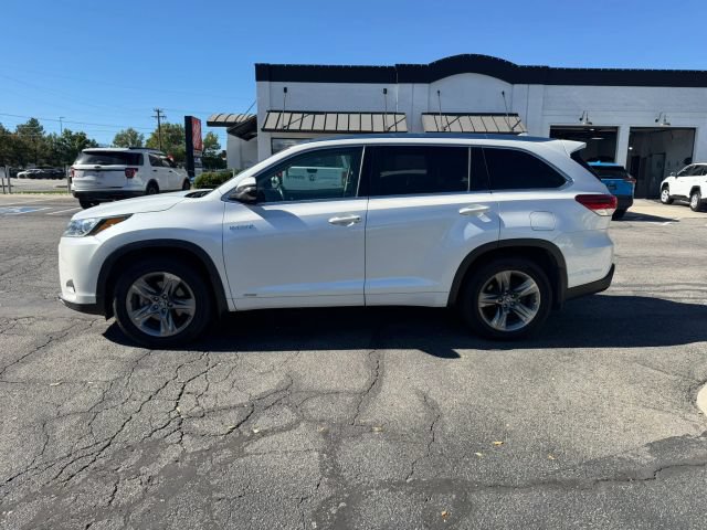 Used 2019 Toyota Highlander Hybrid SUV
