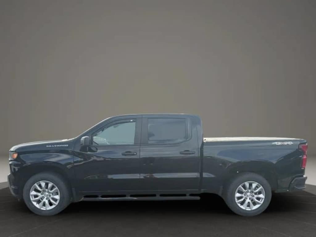 Used 2020 Chevrolet Silverado 1500 Silverado Custom Truck Crew Cab