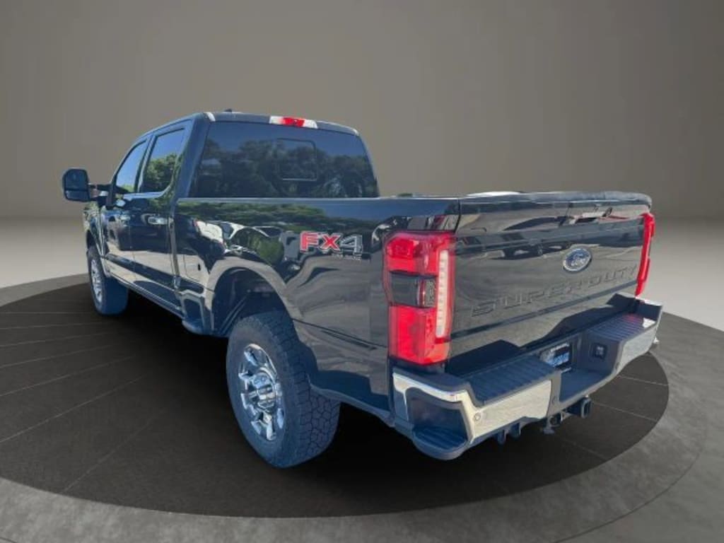 Used 2023 Ford F-350 Truck Crew Cab