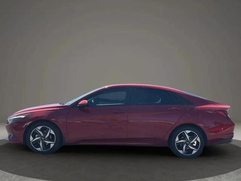 Used 2023 Hyundai Elantra SEL Sedan