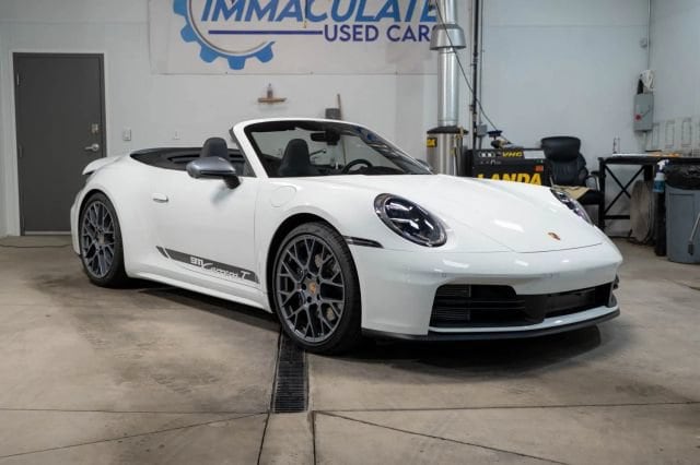 2025 Porsche 911 Carrera T Cabriolet's photo
