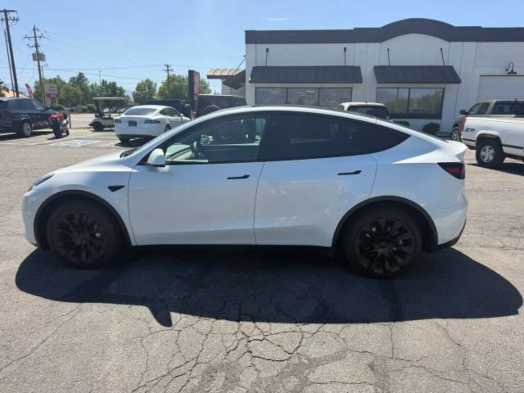 Used 2023 Tesla Model Y Long Range SUV
