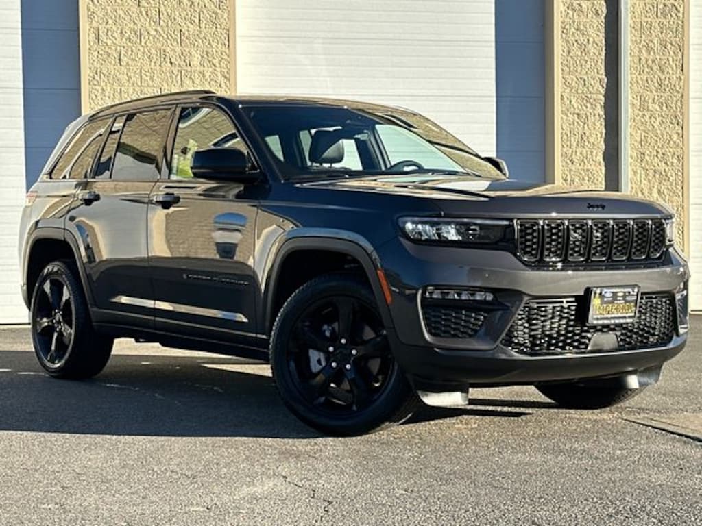 New 2025 Jeep Grand Cherokee Limited SUV