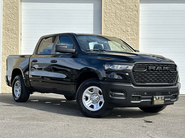 2025 Ram 1500 Tradesman photo 2