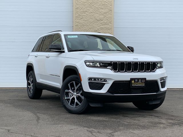 2025 Jeep Grand Cherokee Limited photo 2