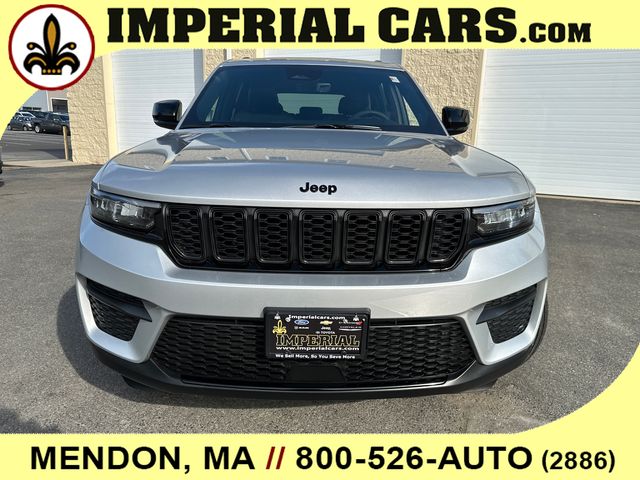 2025 Jeep Grand Cherokee Altitude X photo 2