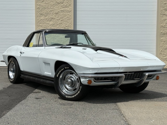  Chevrolet Corvette