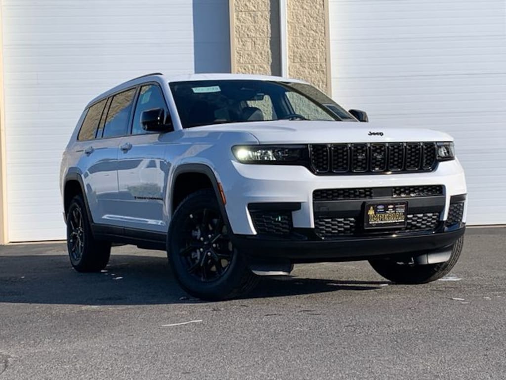 New 2025 Jeep Grand Cherokee L Altitude X SUV