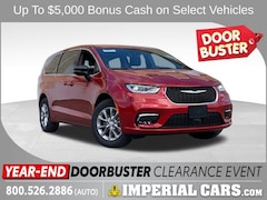 2026 Chrysler Pacifica Select Minivan/Van