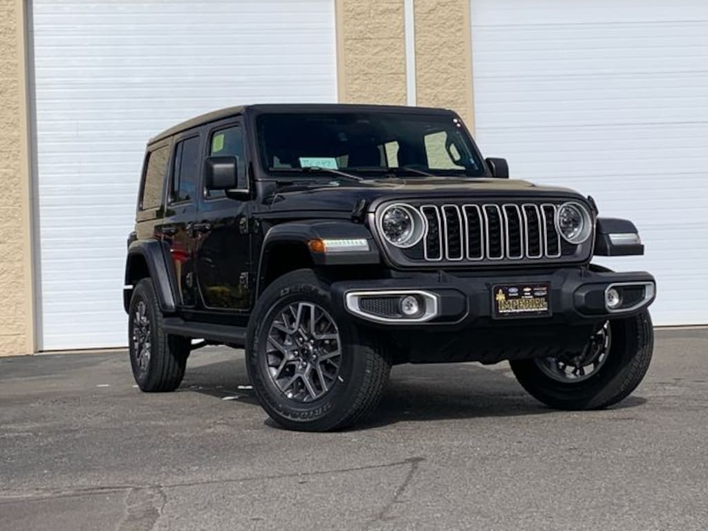 New 2026 Jeep Wrangler Sahara SUV