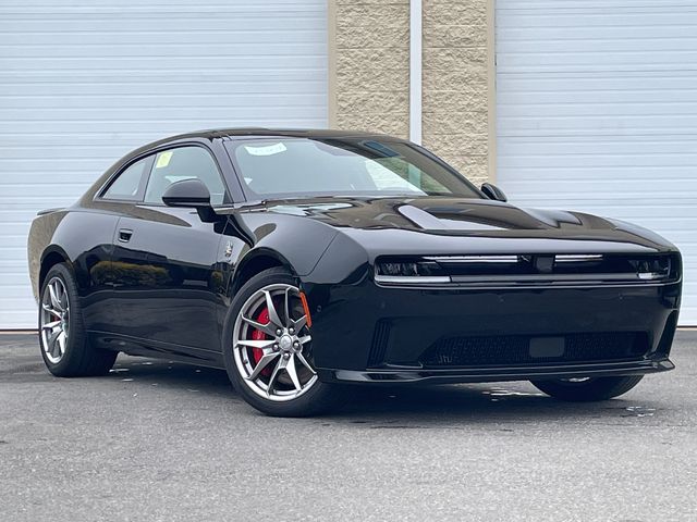 2025 Dodge Charger Daytona Scat Pack AWD photo 2