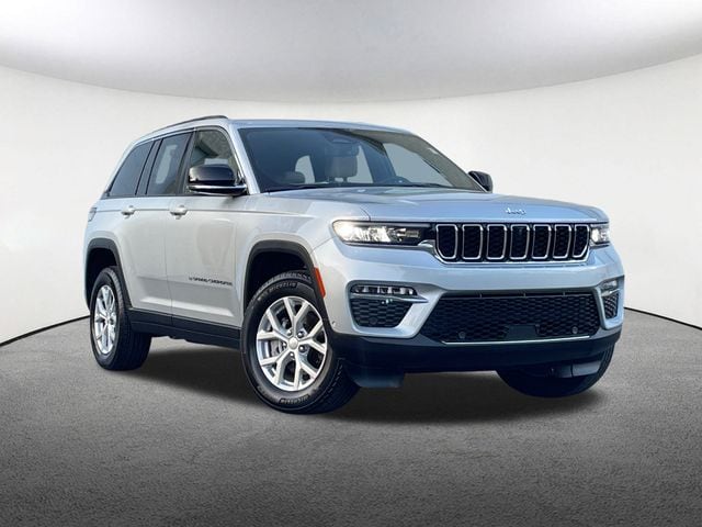 Used 2023 Jeep Grand Cherokee Limited with VIN 1C4RJHBG0PC670153 for sale in Mendon, MA