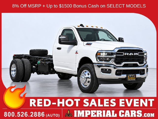 New 2026 Ram 3500 REG CAB CHASSIS 4X4 Pickup