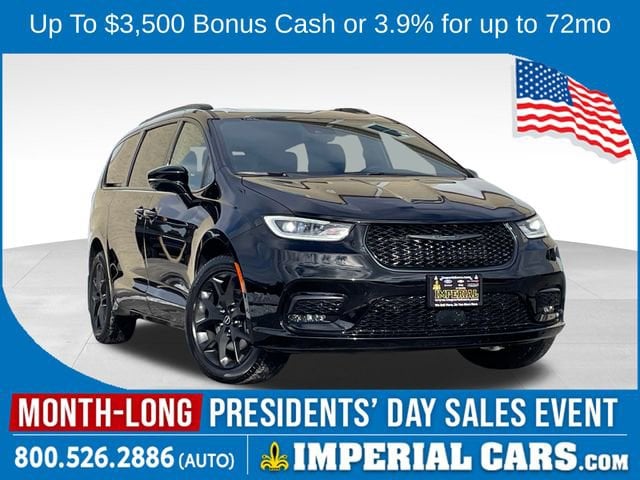 2026 Chrysler Pacifica Select