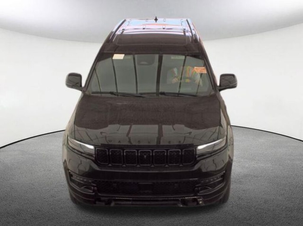 Used 2024 Jeep Wagoneer L Series II SUV