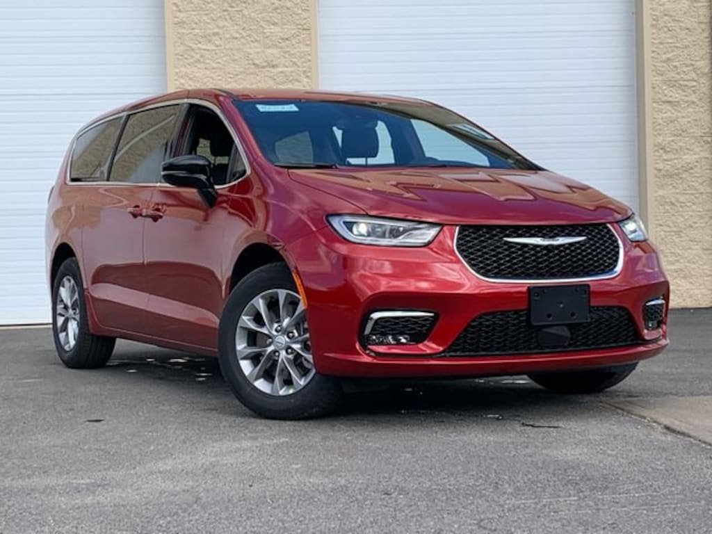 New 2026 Chrysler Pacifica SELECT AWD Passenger Van