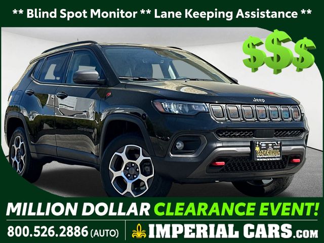 2022 Jeep Compass Trailhawk's photo