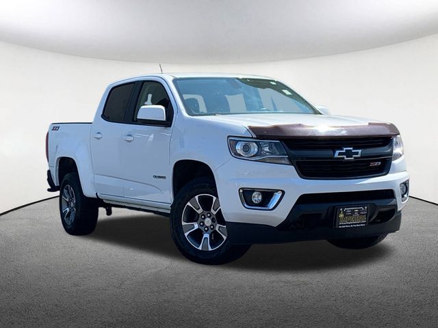 2018 Chevrolet Colorado Z71 photo 2