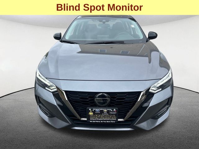 2022 Nissan Sentra SR photo 3