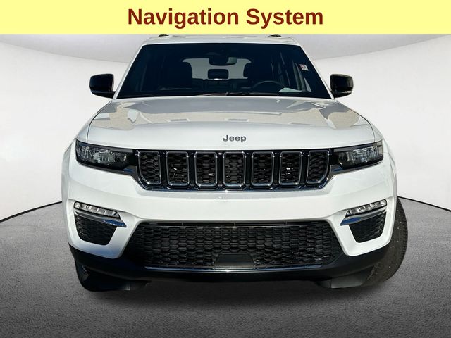 2024 Jeep Grand Cherokee Limited photo 3