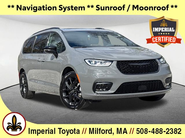 2025 Chrysler Pacifica Limited AWD's photo