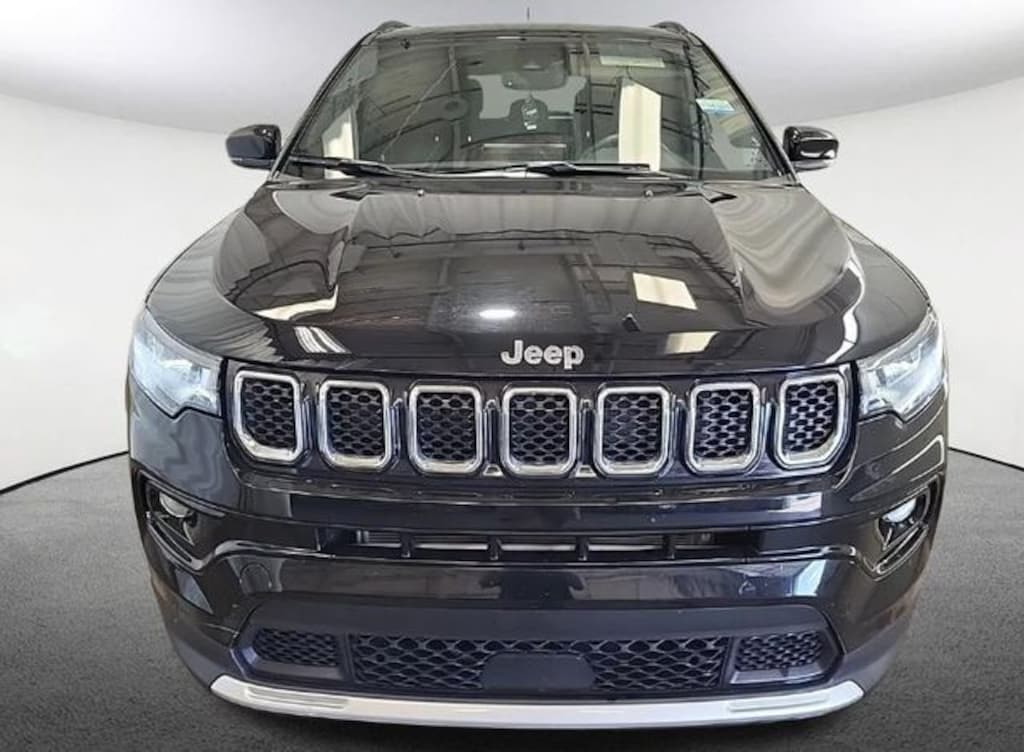Used 2023 Jeep Compass Limited SUV