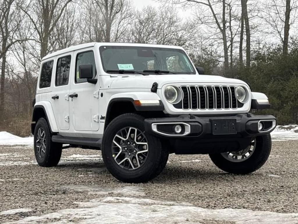 New 2026 Jeep Wrangler 4-DOOR SAHARA Sport Utility