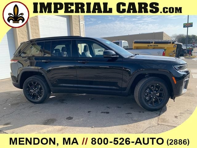 2026 Jeep Grand Cherokee Laredo - Photo 13