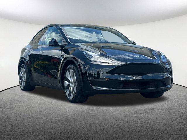 Used 2023 Tesla Model Y Long Range with VIN 7SAYGAEE8PF588298 for sale in Mendon, MA