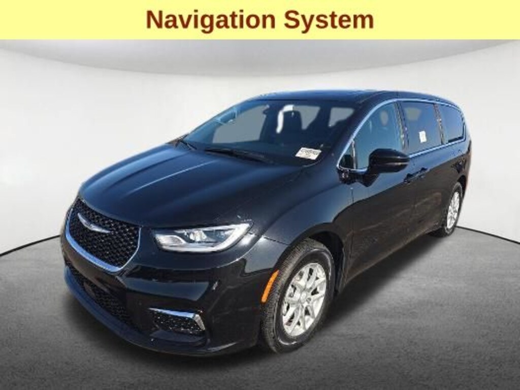 Used 2026 Chrysler Pacifica Select Van Passenger Van