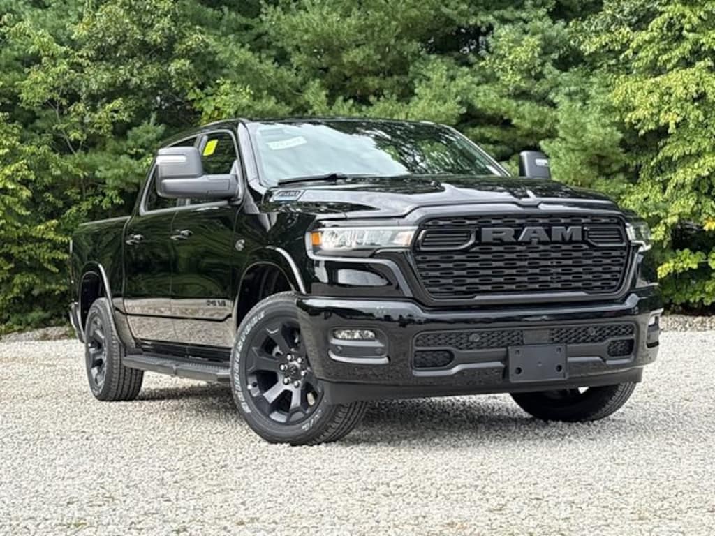 New 2027 Ram 1500 BIG HORN CREW CAB 4X4 5'7 BOX Pickup