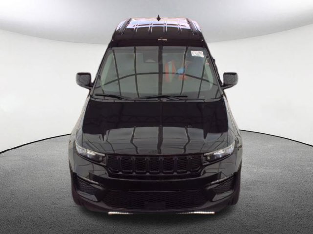 Used 2024 Jeep Grand Cherokee Limited SUV