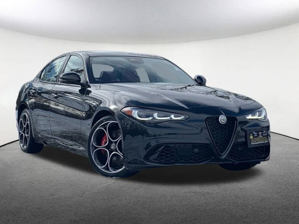 Used 2024 Alfa Romeo Giulia Ti Sedan