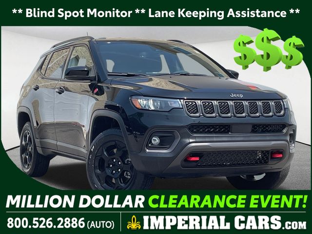 2023 Jeep Compass Trailhawk's photo