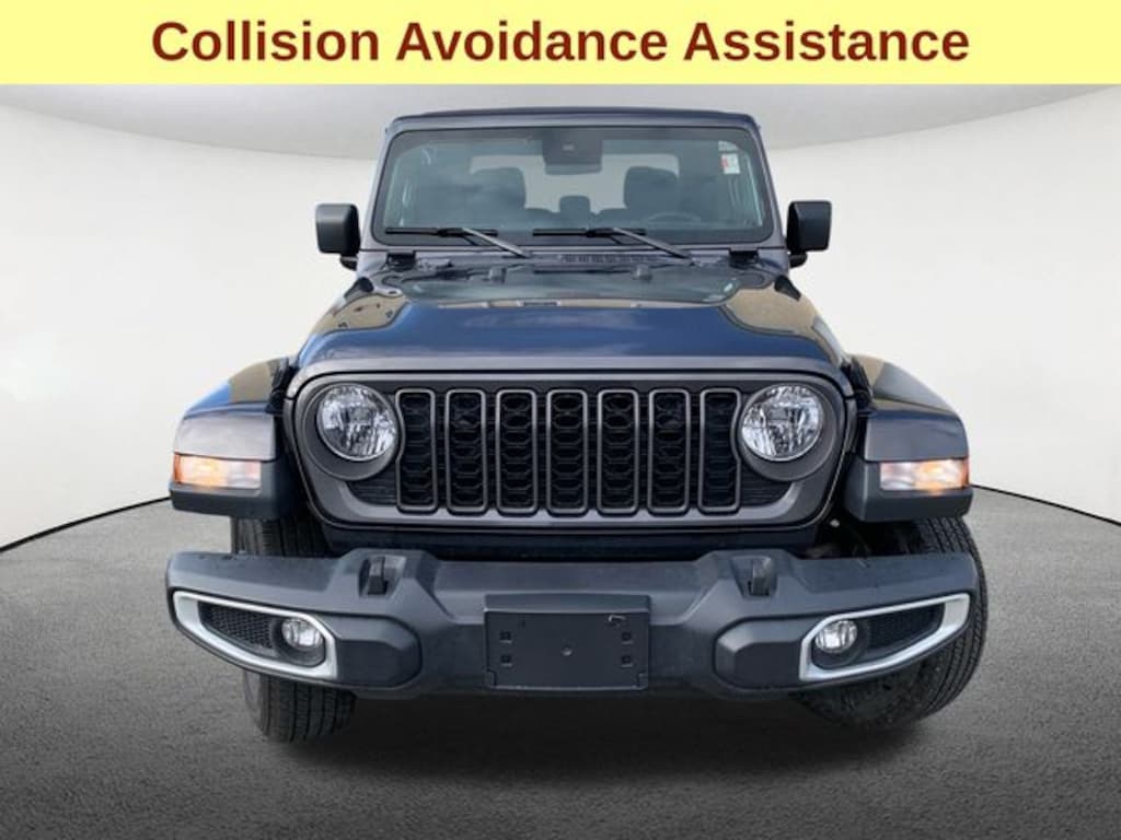 Used 2024 Jeep Gladiator Sport Truck Crew Cab