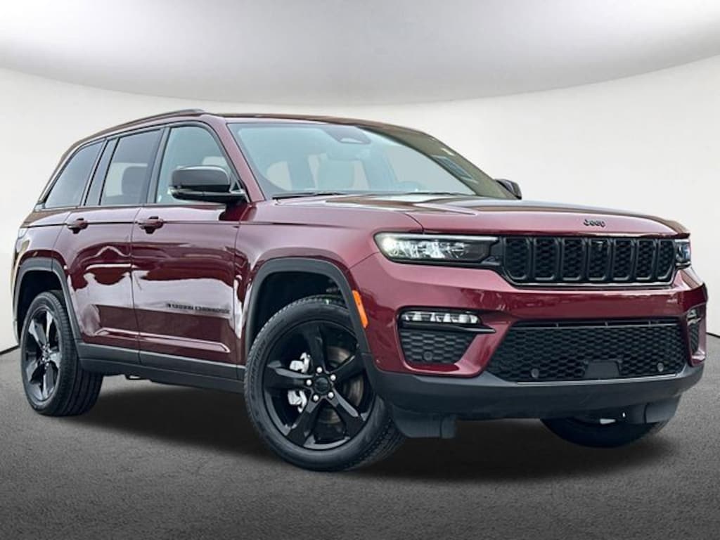 Used 2025 Jeep Grand Cherokee Limited SUV