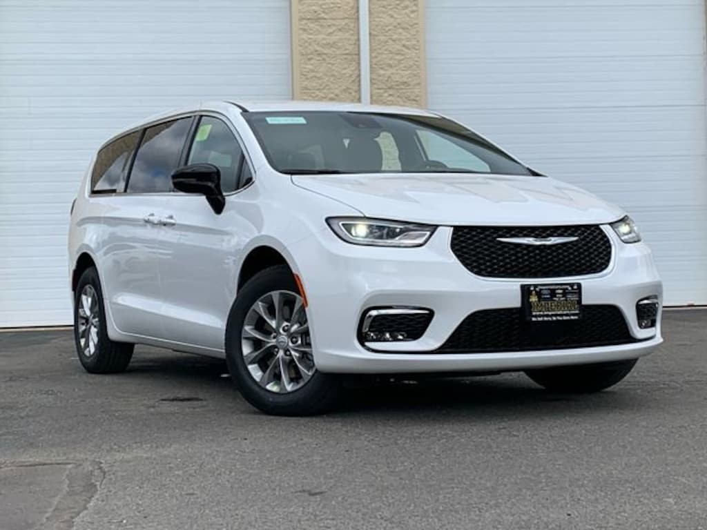 New 2026 Chrysler Pacifica SELECT AWD Passenger Van