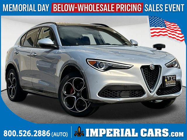 2022 Alfa Romeo Stelvio Ti AWD's photo
