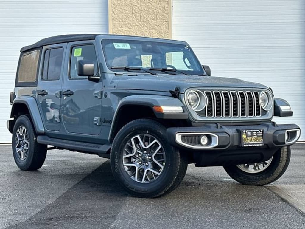 New 2026 Jeep Wrangler 4-DOOR SAHARA Sport Utility