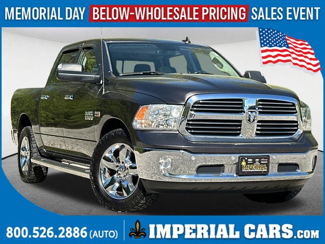 2017 RAM 1500 Big Horn 4x4 Crew Cab 5'7's photo