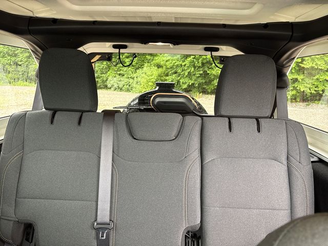 2025 Jeep Wrangler 4-Door Willys - Photo 37