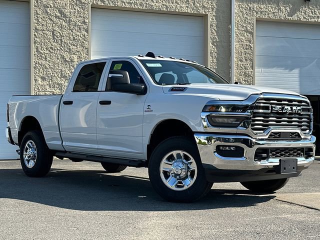 2025 Ram 3500 Tradesman photo 2