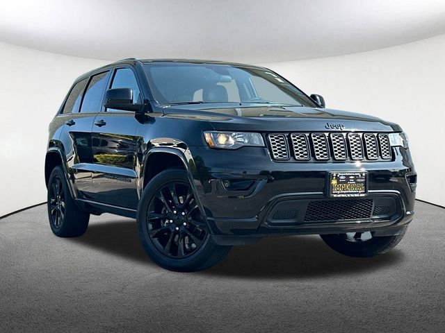 Used 2021 Jeep Grand Cherokee Laredo X with VIN 1C4RJFAG3MC777666 for sale in Mendon, MA