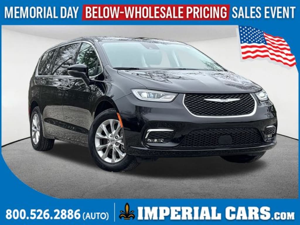 Used 2024 Chrysler Pacifica Touring L Van Passenger Van