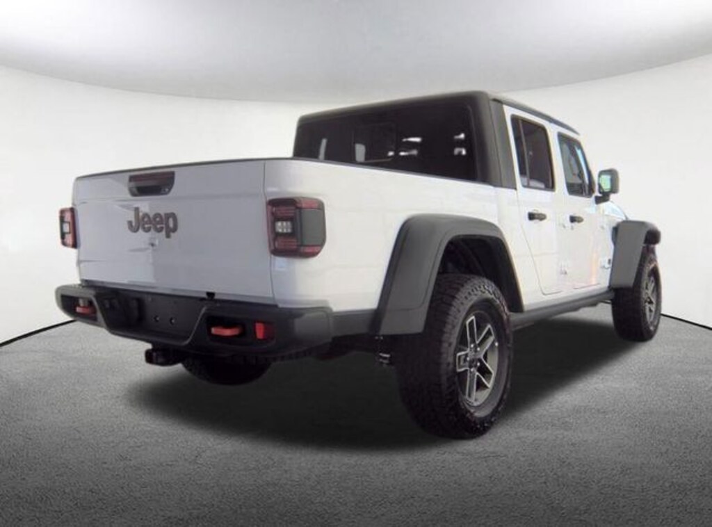 Used 2026 Jeep Gladiator Mojave Truck Crew Cab