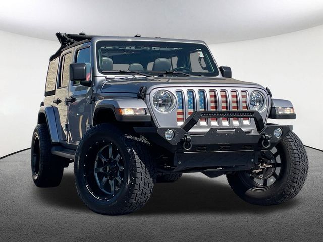 2020 Jeep Wrangler Unlimited Sahara photo 2