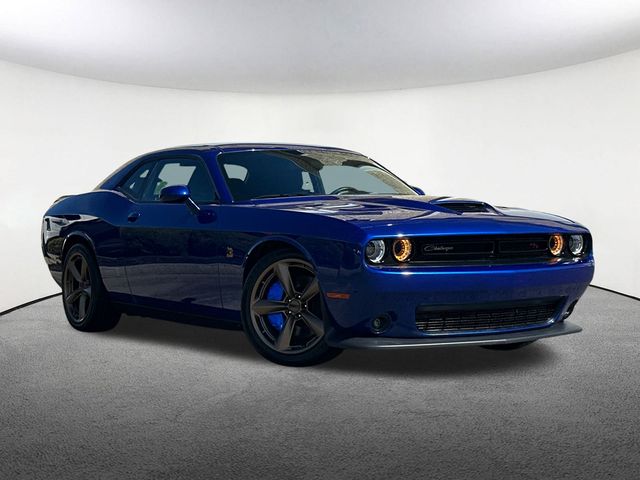 Certified 2022 Dodge Challenger R/T with VIN 2C3CDZFJ8NH163234 for sale in Mendon, MA