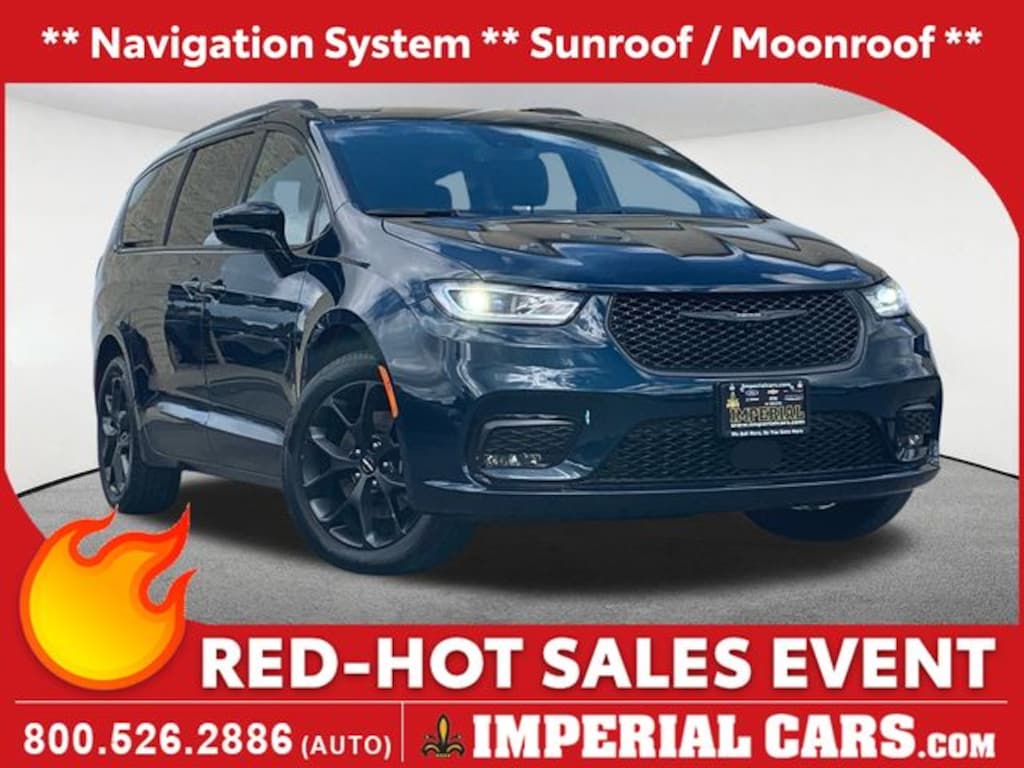 Used 2024 Chrysler Pacifica Limited Van Passenger Van