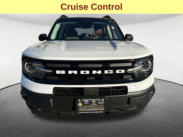 2023 Ford Bronco Sport Outer Banks photo 2
