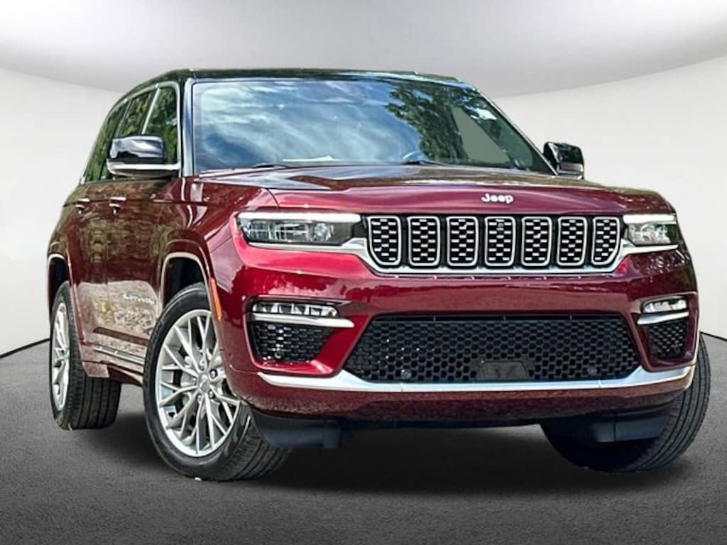 Used 2025 Jeep Grand Cherokee Summit SUV